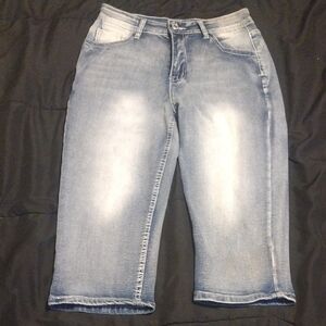 Women's Blue Jeans Capri